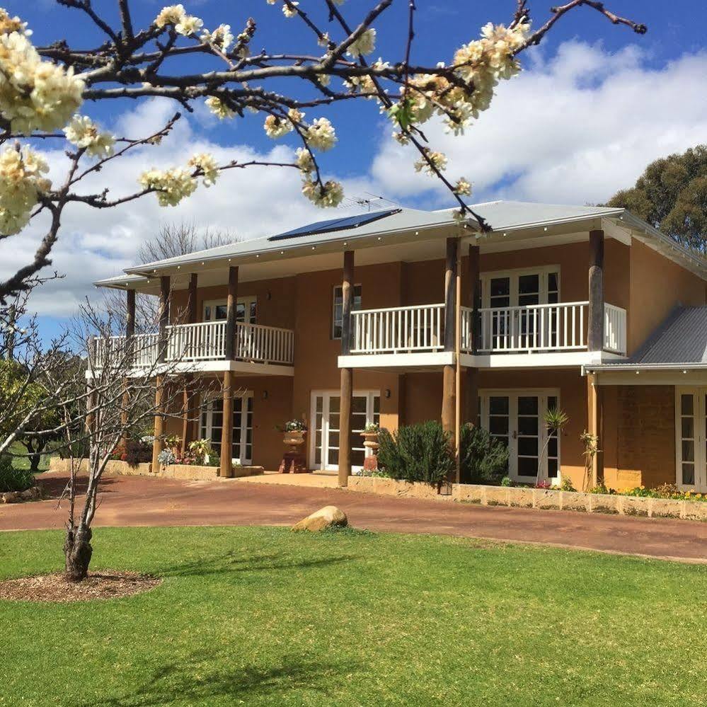 Erravilla Country Estate Spa Suite Accommodation Cowaramup Exterior foto